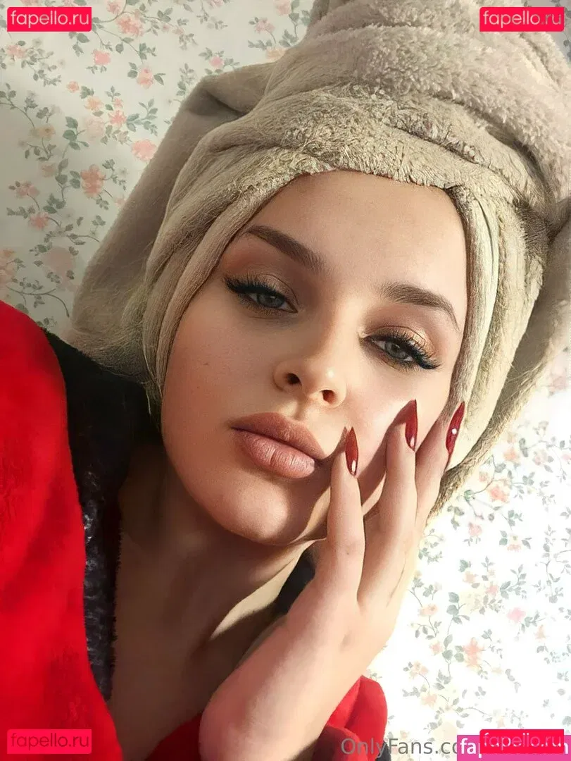 julyranf Onlyfans Photo Gallery 