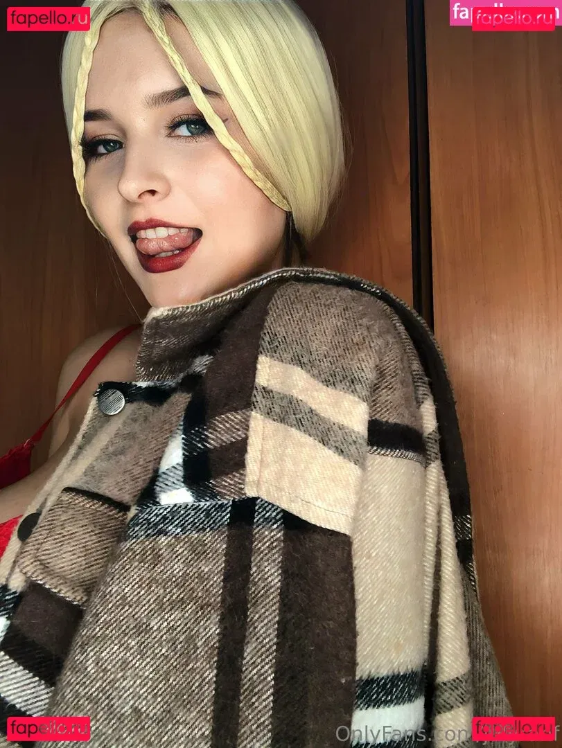 julyranf Onlyfans Photo Gallery 