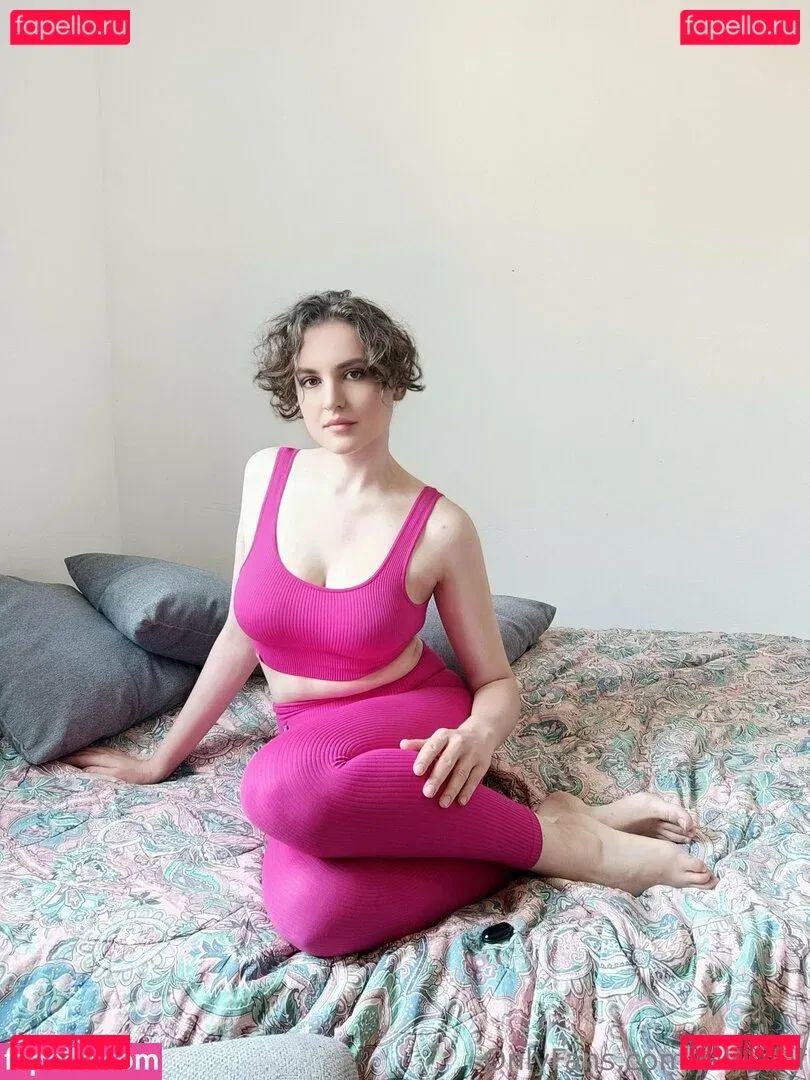 julyranf Onlyfans Photo Gallery 