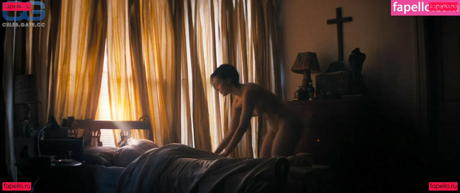 Sarah Gadon Onlyfans Photo Gallery 