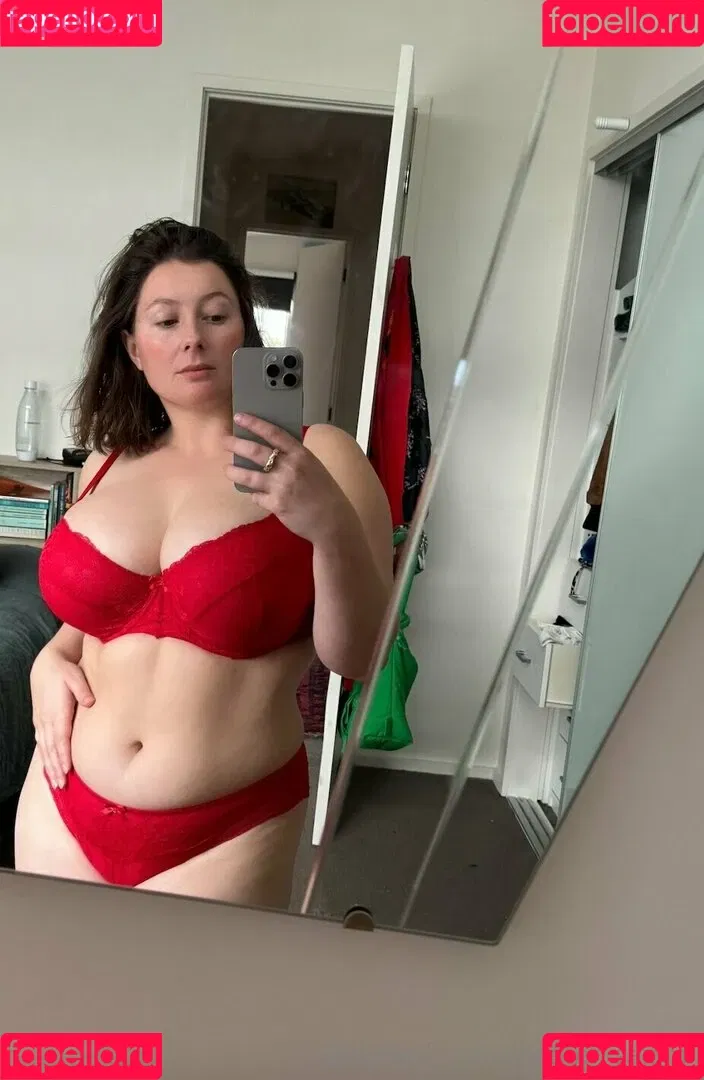 slice_of_salami_ Onlyfans Photo Gallery 