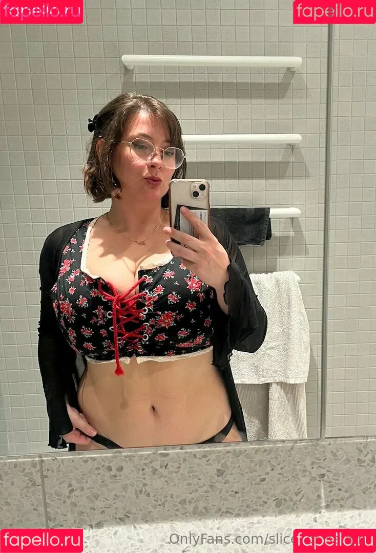 slice_of_salami_ Onlyfans Photo Gallery 