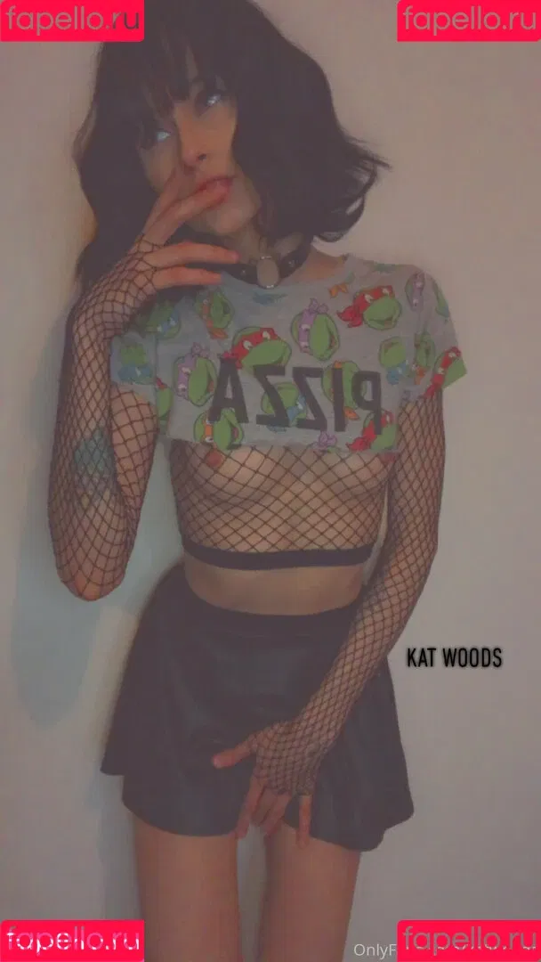 KatWoods Onlyfans Photo Gallery 