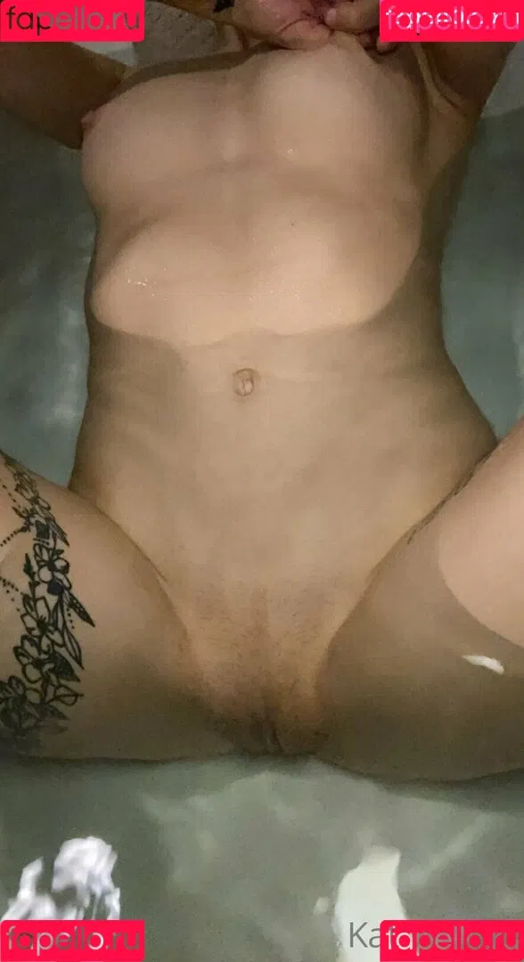 KatWoods Onlyfans Photo Gallery 