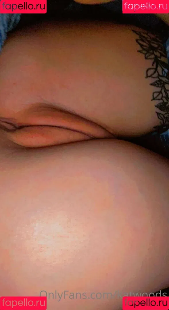 KatWoods Onlyfans Photo Gallery 