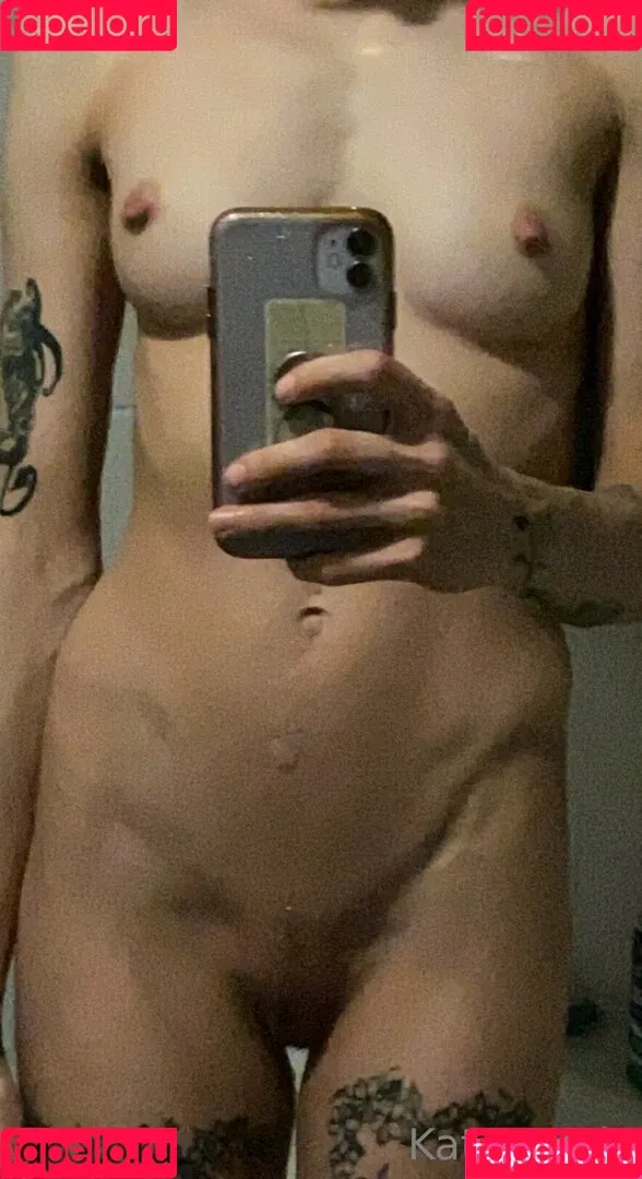 KatWoods Onlyfans Photo Gallery 