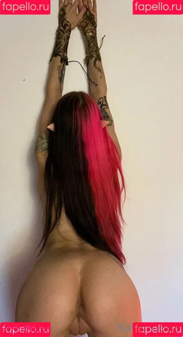 KatWoods Onlyfans Photo Gallery 