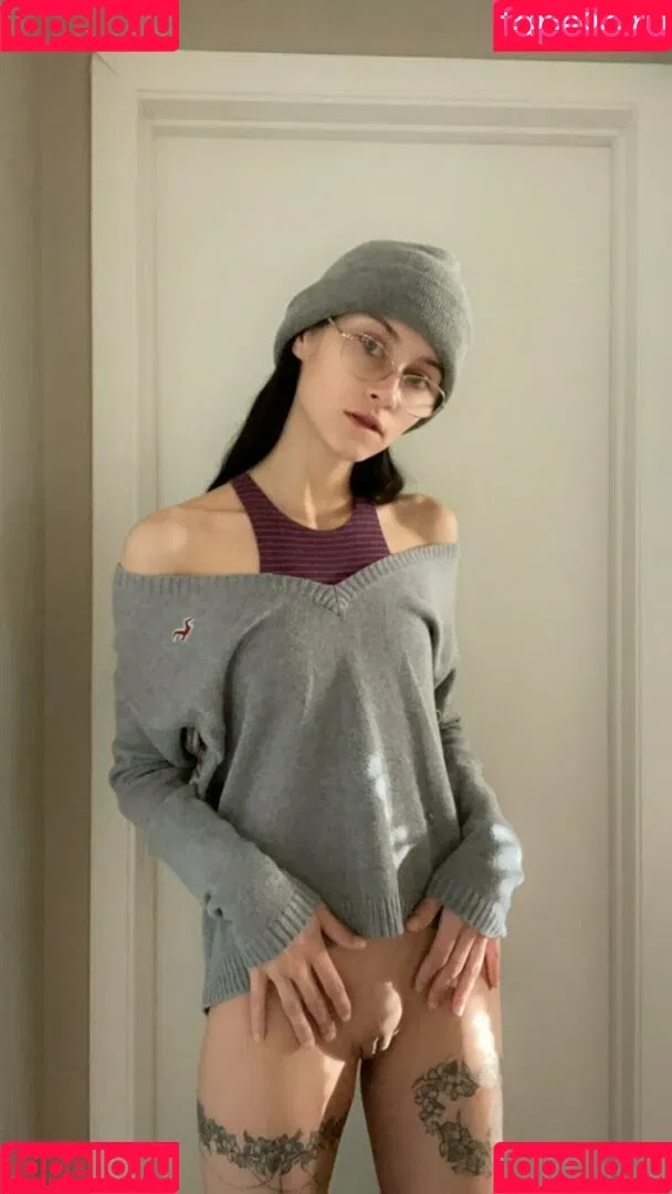 KatWoods Onlyfans Photo Gallery 