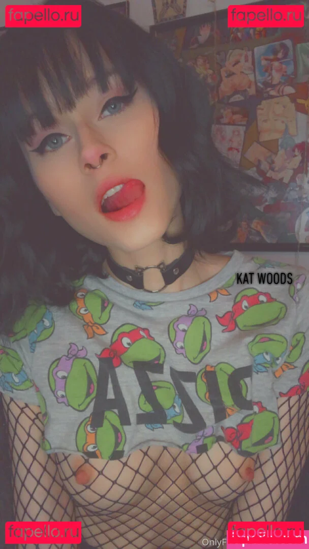 KatWoods Onlyfans Photo Gallery 