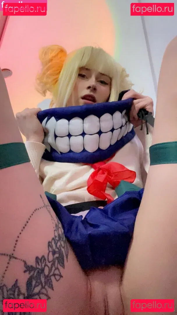 KatWoods Onlyfans Photo Gallery 