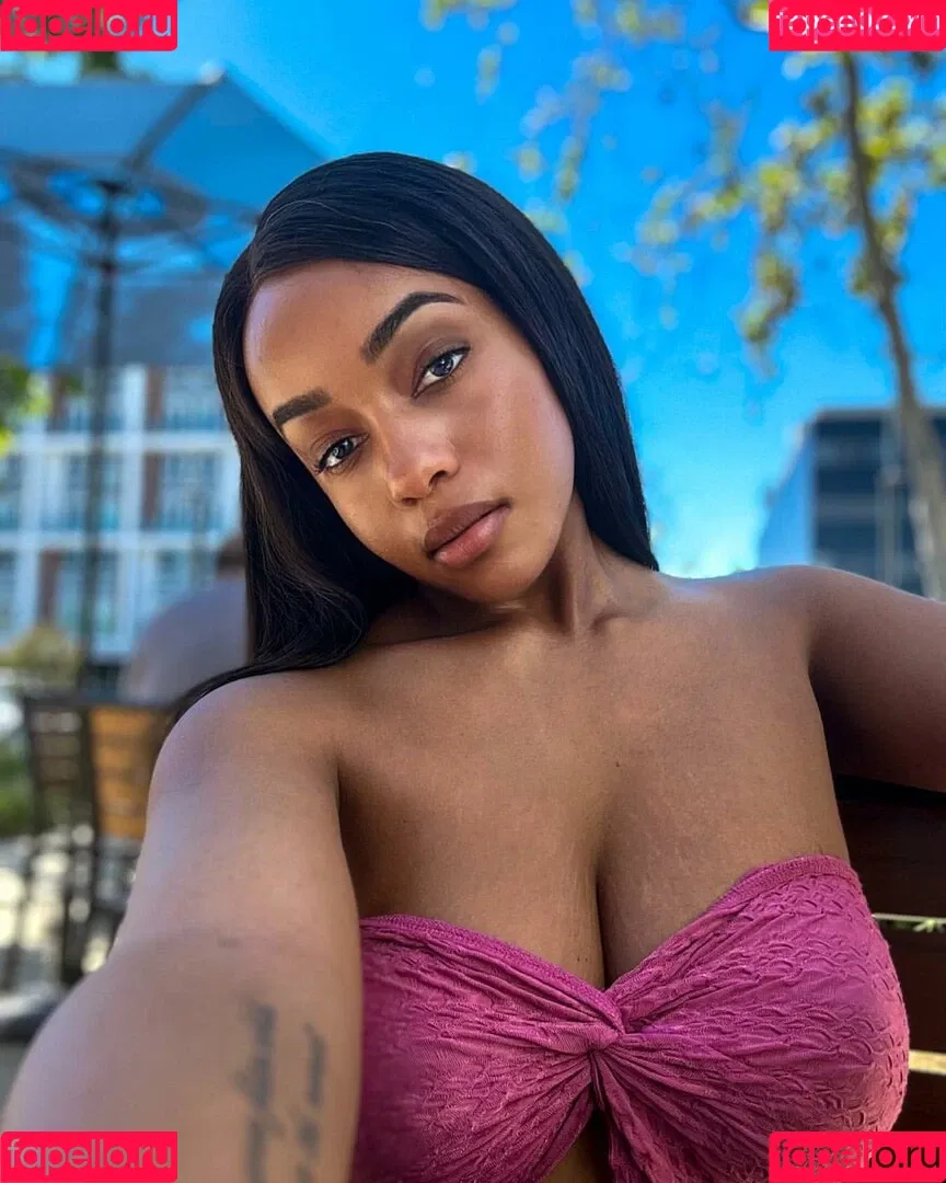 Lily Starfire Onlyfans Photo Gallery 