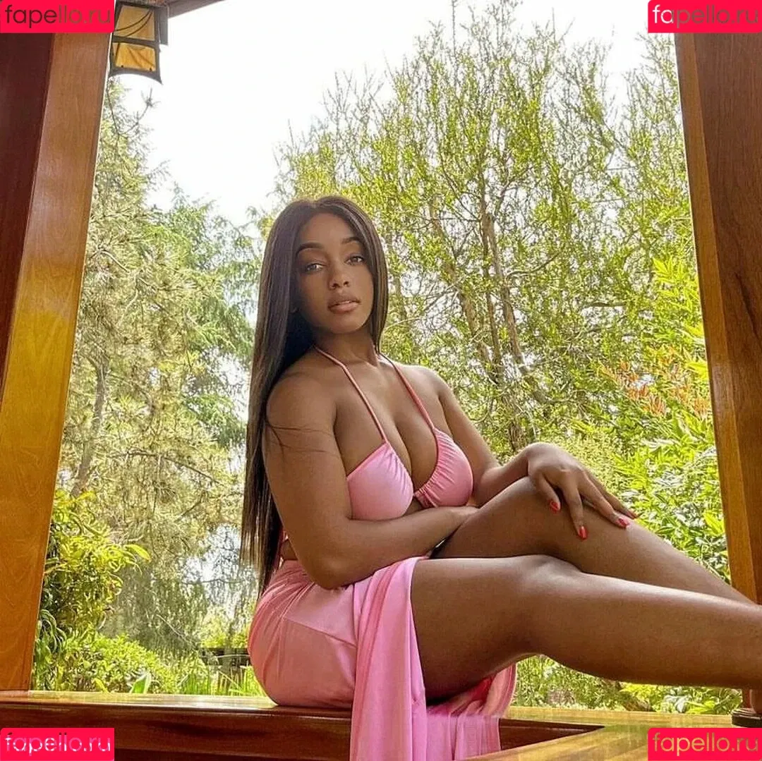 Lily Starfire Onlyfans Photo Gallery 