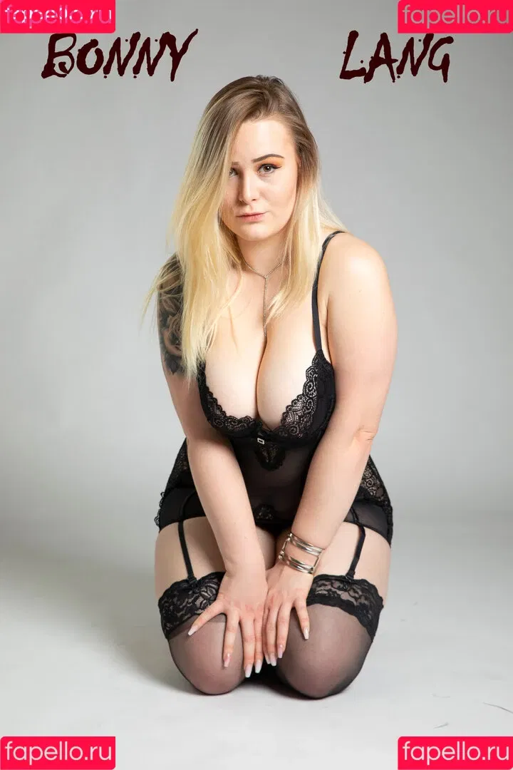 Bonny Lang Onlyfans Photo Gallery 