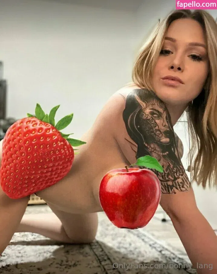 Bonny Lang Onlyfans Photo Gallery 