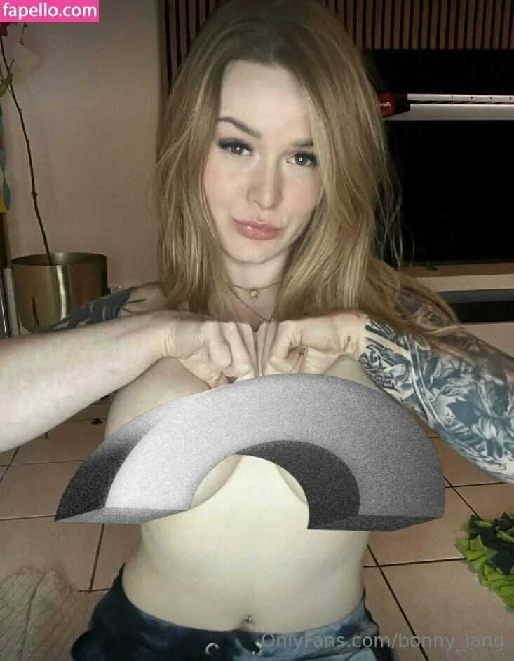Bonny Lang Onlyfans Photo Gallery 