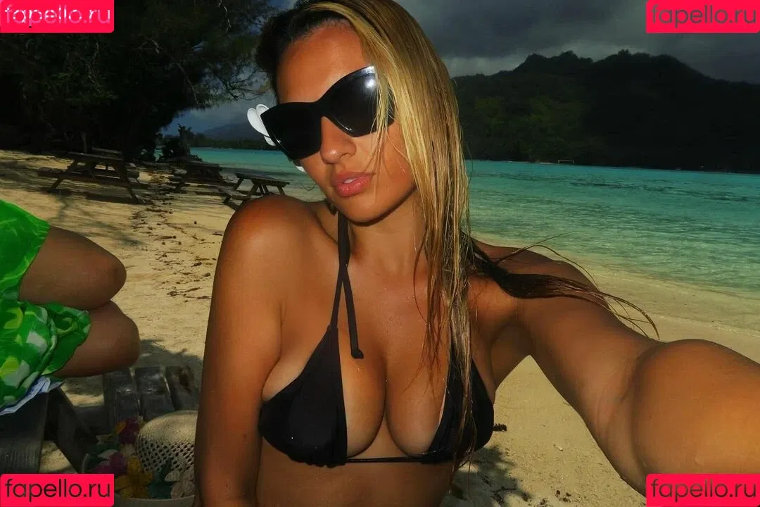 Lydia Simonis Onlyfans Photo Gallery 