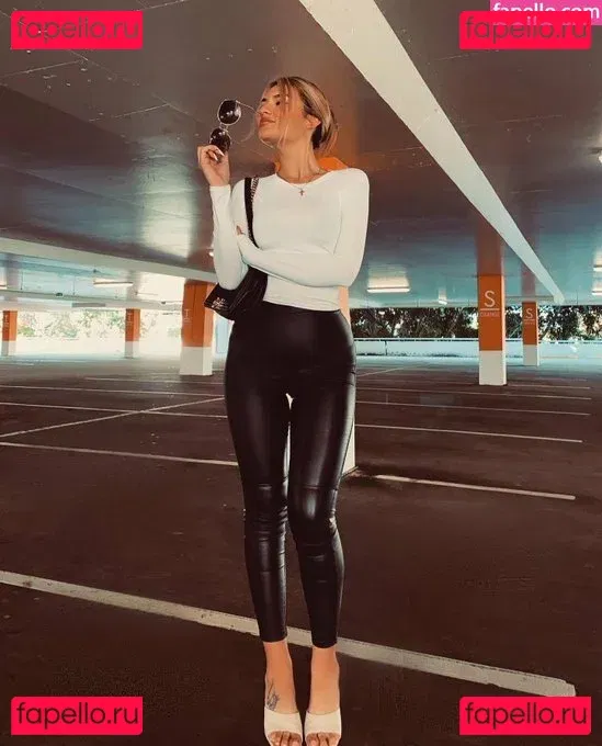 Lydia Simonis Onlyfans Photo Gallery 