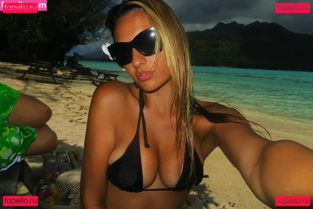 Lydia Simonis Onlyfans Photo Gallery 