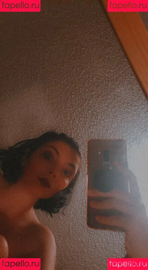 honey-girl Onlyfans Photo Gallery 