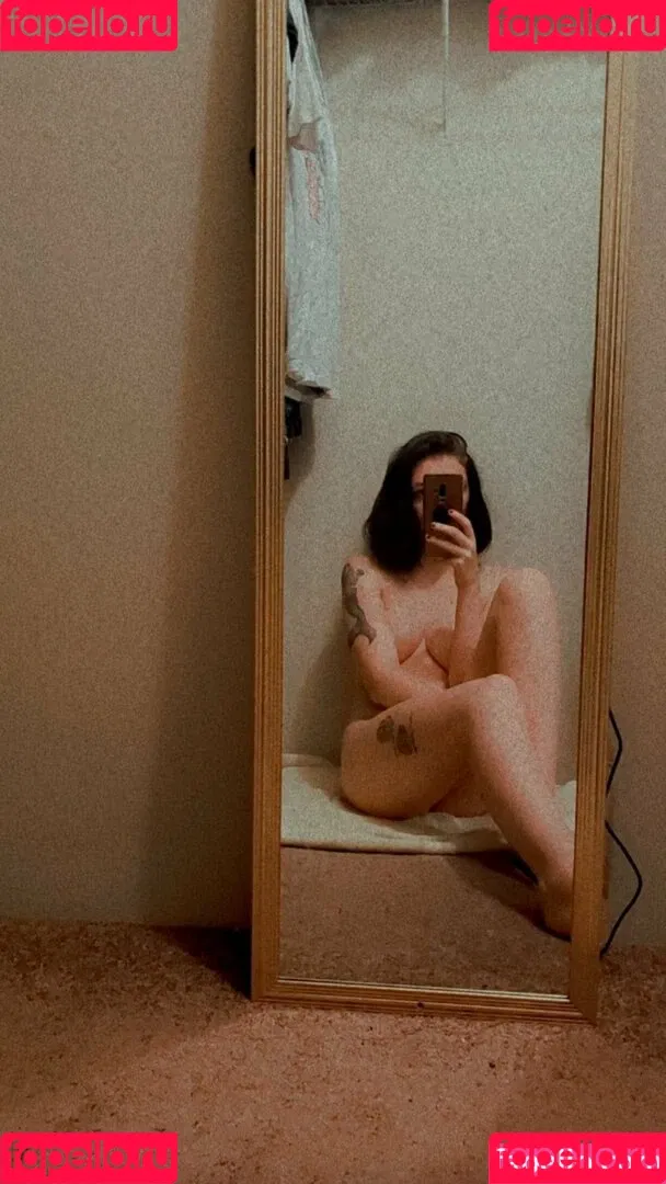 honey-girl Onlyfans Photo Gallery 