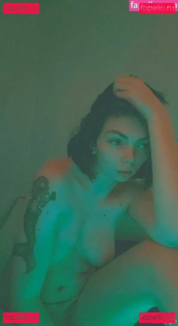 honey-girl Onlyfans Photo Gallery 