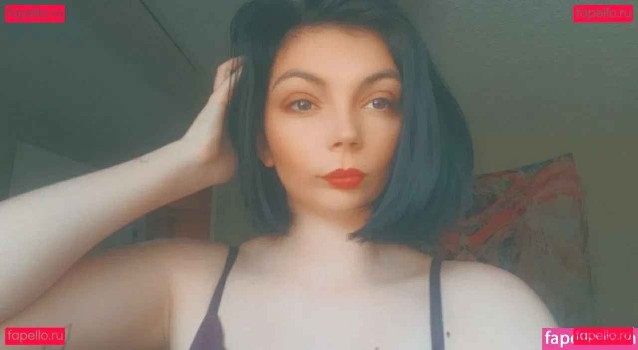 honey-girl Onlyfans Photo Gallery 