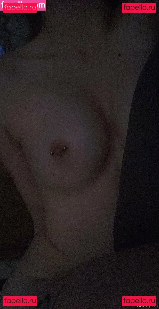 honey-girl Onlyfans Photo Gallery 