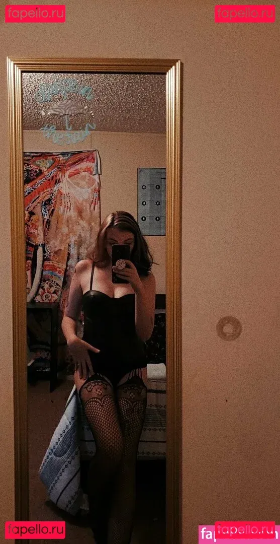 honey-girl Onlyfans Photo Gallery 