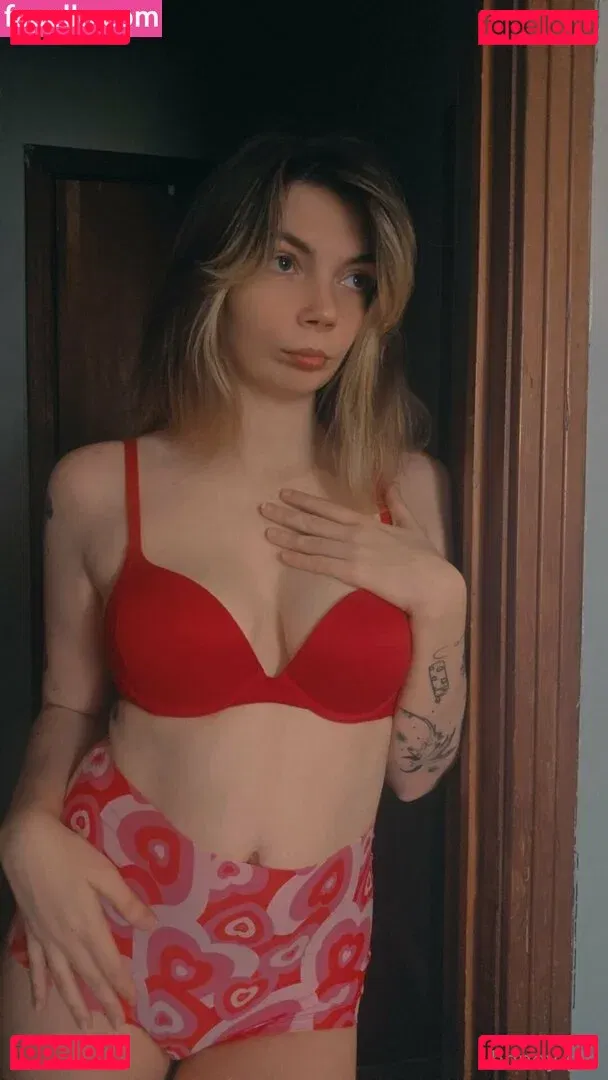 honey-girl Onlyfans Photo Gallery 