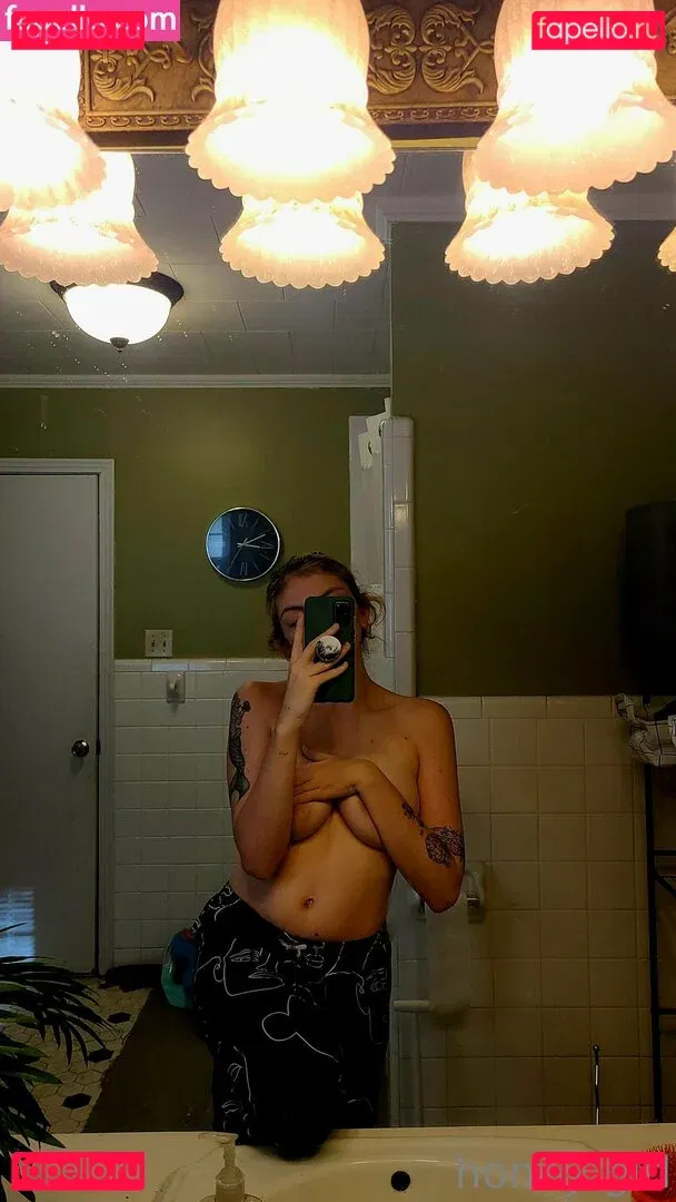 honey-girl Onlyfans Photo Gallery 