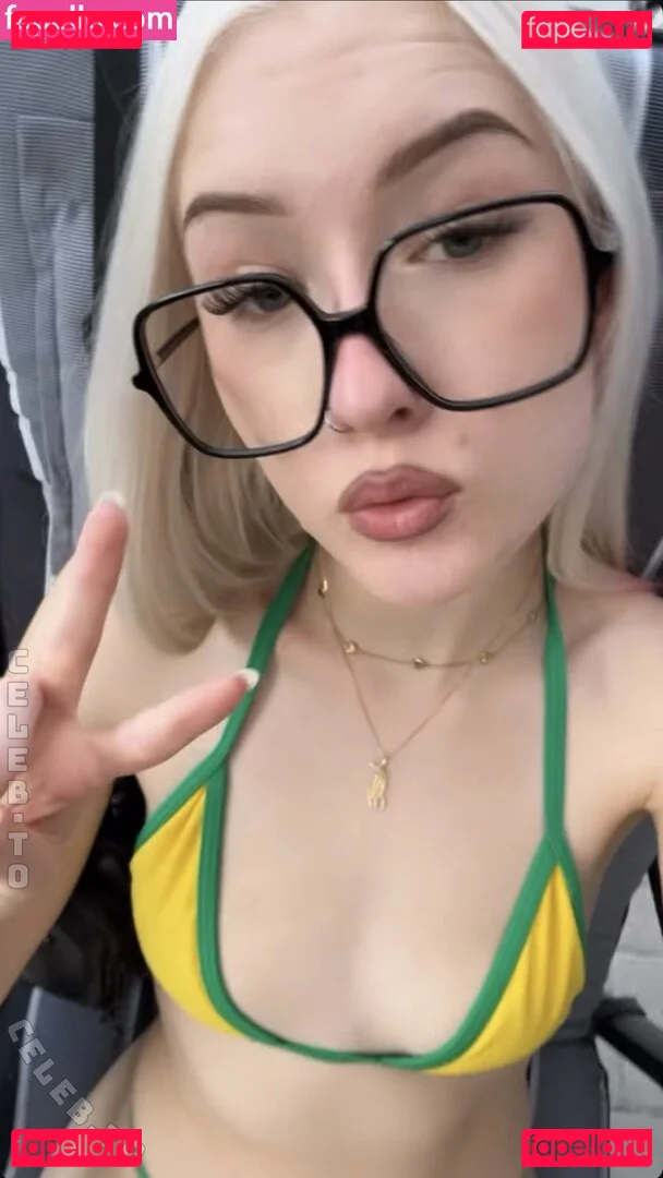 lenavsophie Onlyfans Photo Gallery 