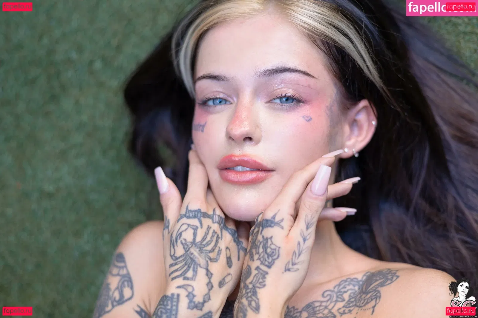 Minzi Wild Onlyfans Photo Gallery 