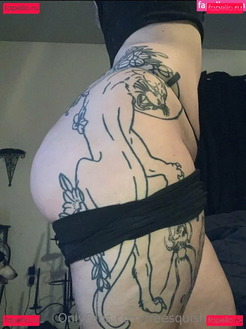 freesquishybuns Onlyfans Photo Gallery 