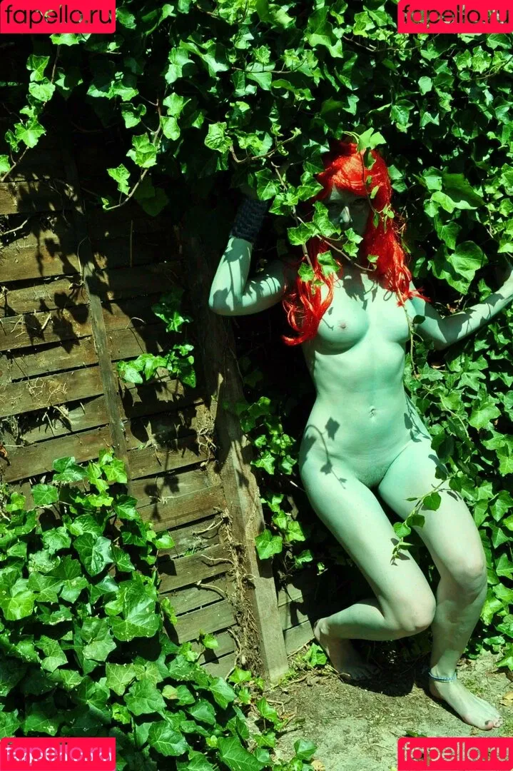 GroovyFlowerGirl Onlyfans Photo Gallery 