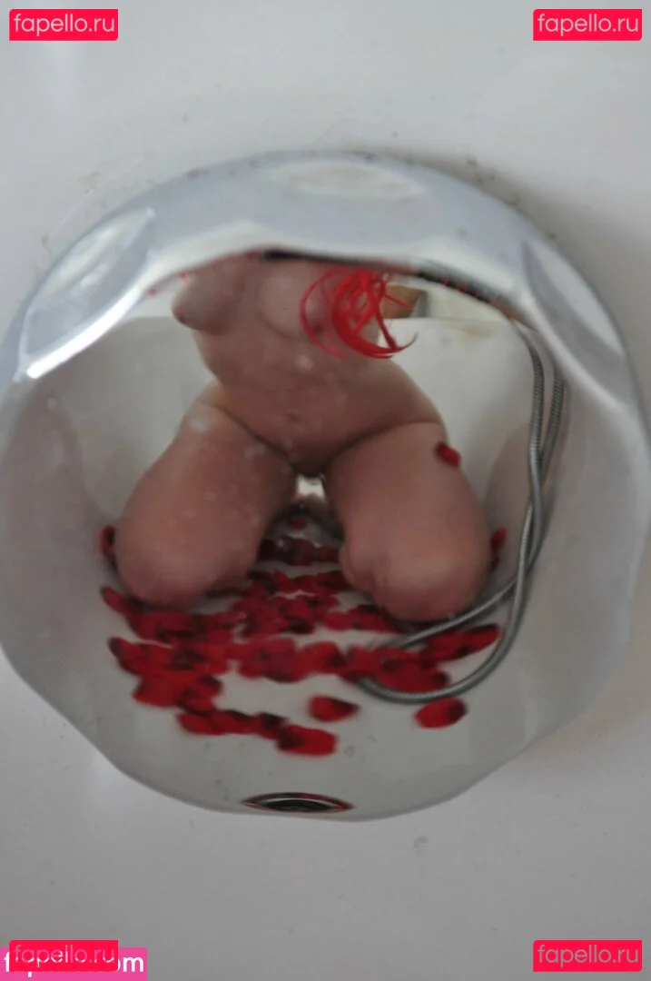 GroovyFlowerGirl Onlyfans Photo Gallery 