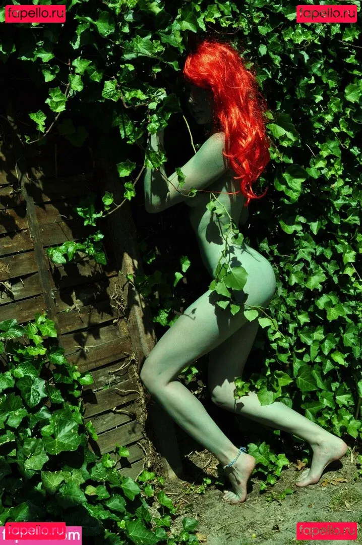 GroovyFlowerGirl Onlyfans Photo Gallery 