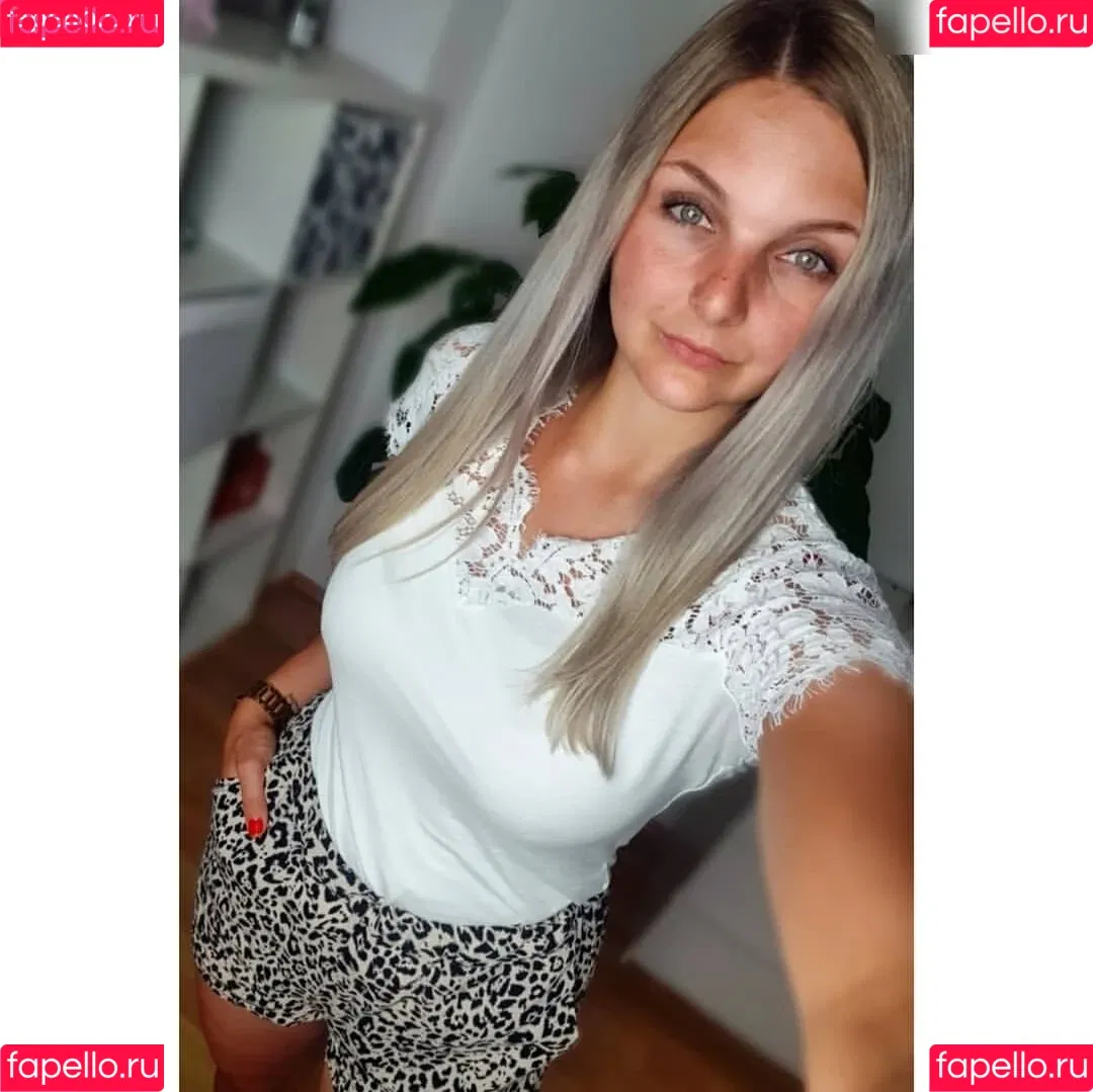 caro_703 Onlyfans Photo Gallery 