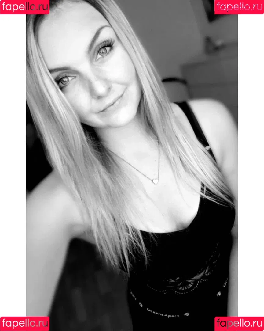 caro_703 Onlyfans Photo Gallery 