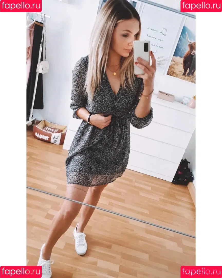 caro_703 Onlyfans Photo Gallery 