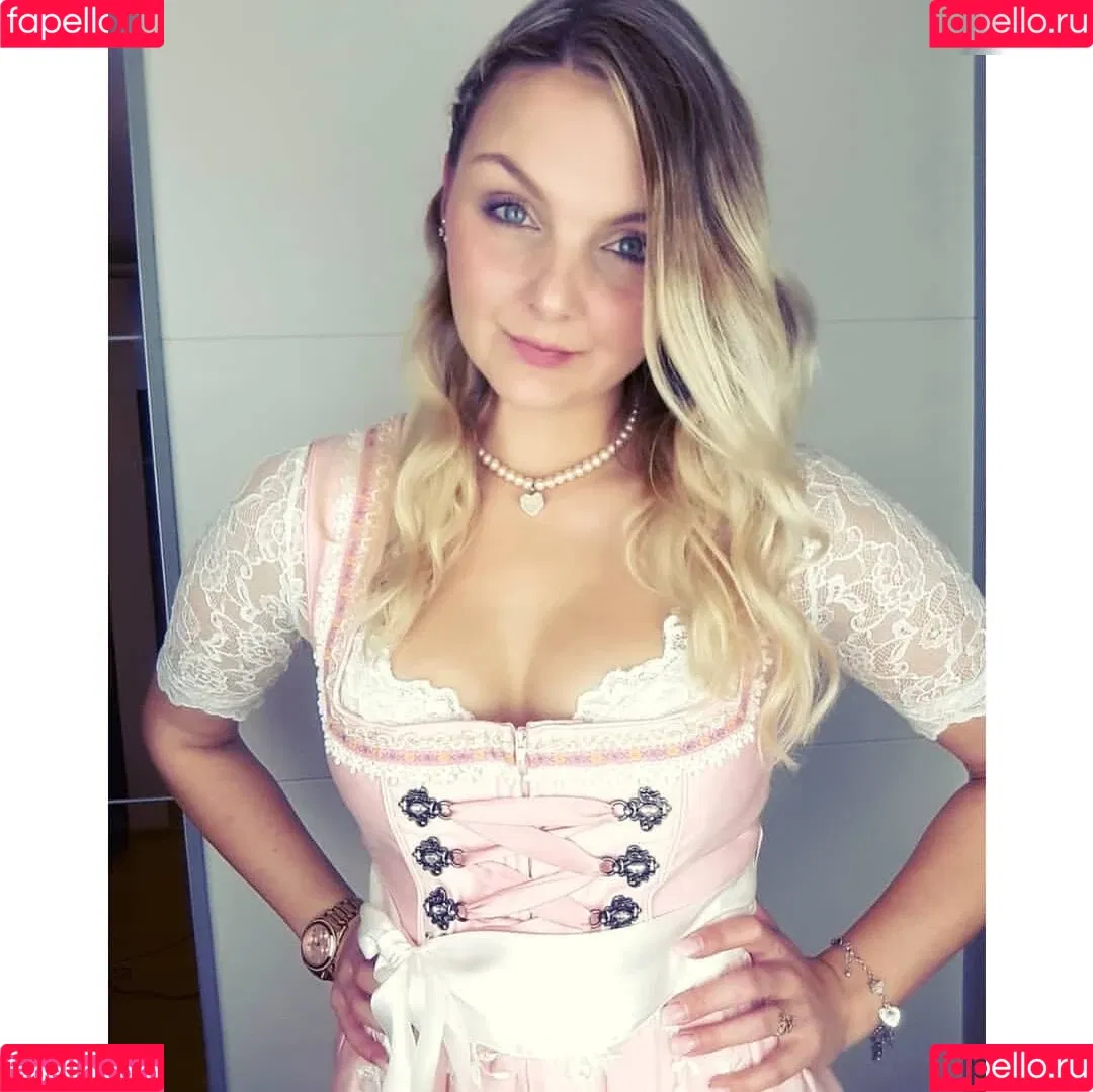 caro_703 Onlyfans Photo Gallery 