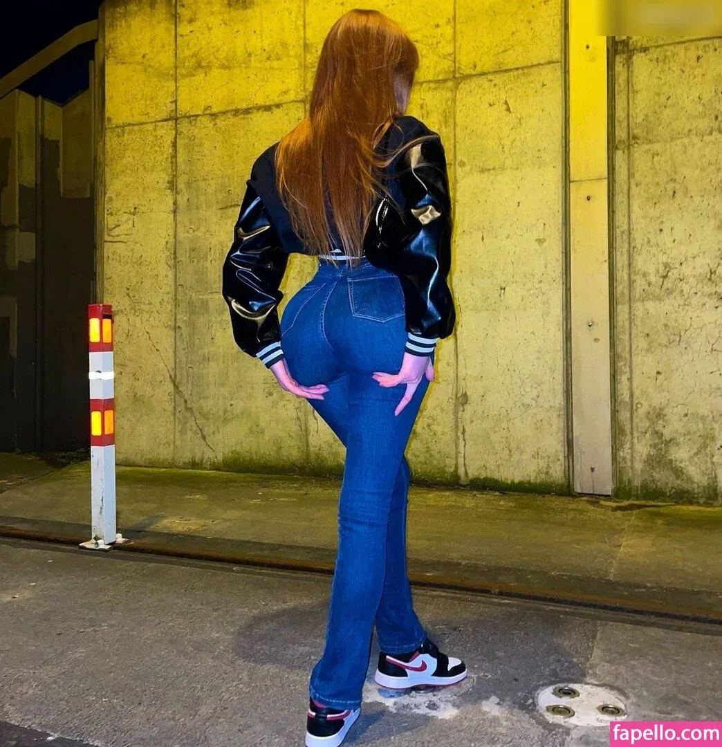 Redbaddy/Redyzzel Onlyfans Photo Gallery 