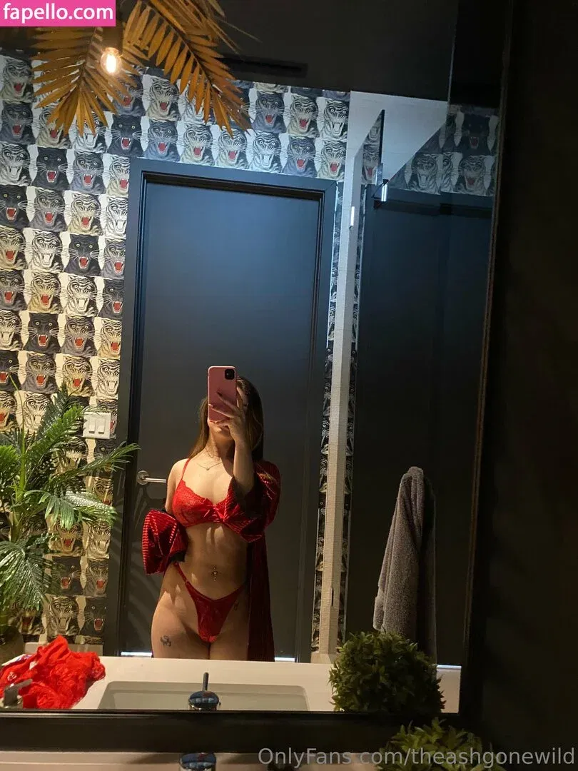 theashgonewild Onlyfans Photo Gallery 