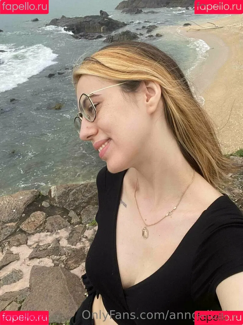 anngelbabe Onlyfans Photo Gallery 