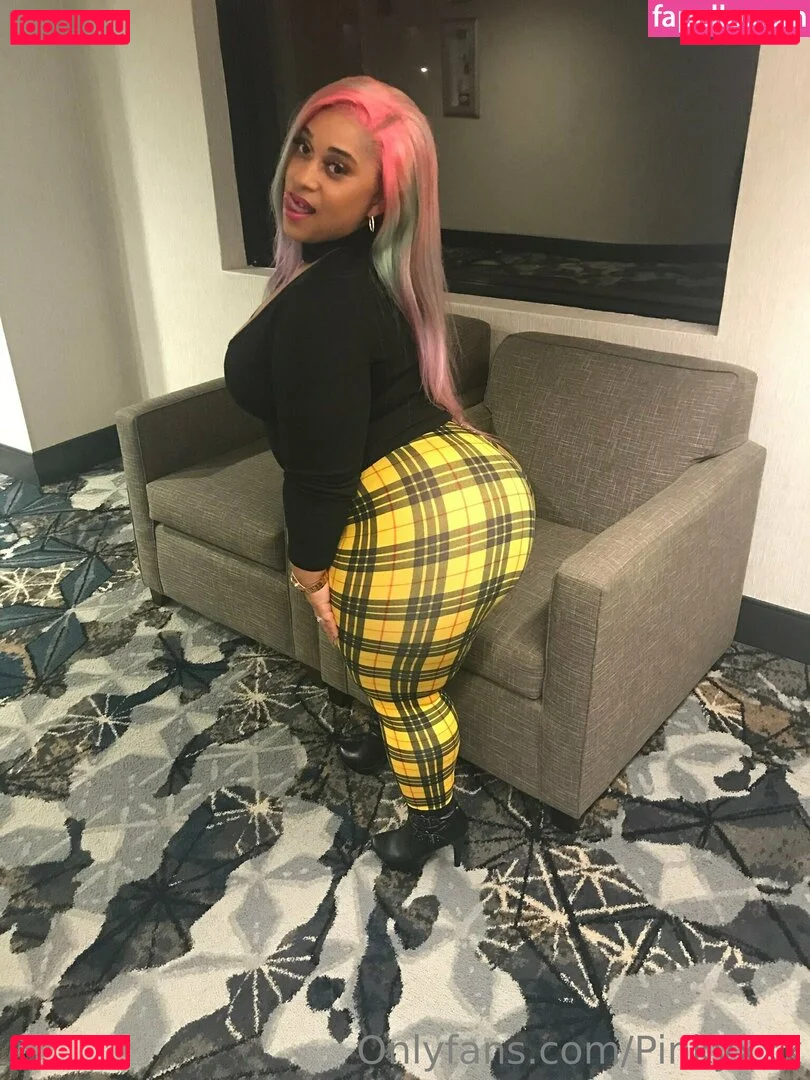 teampinky Onlyfans Photo Gallery 