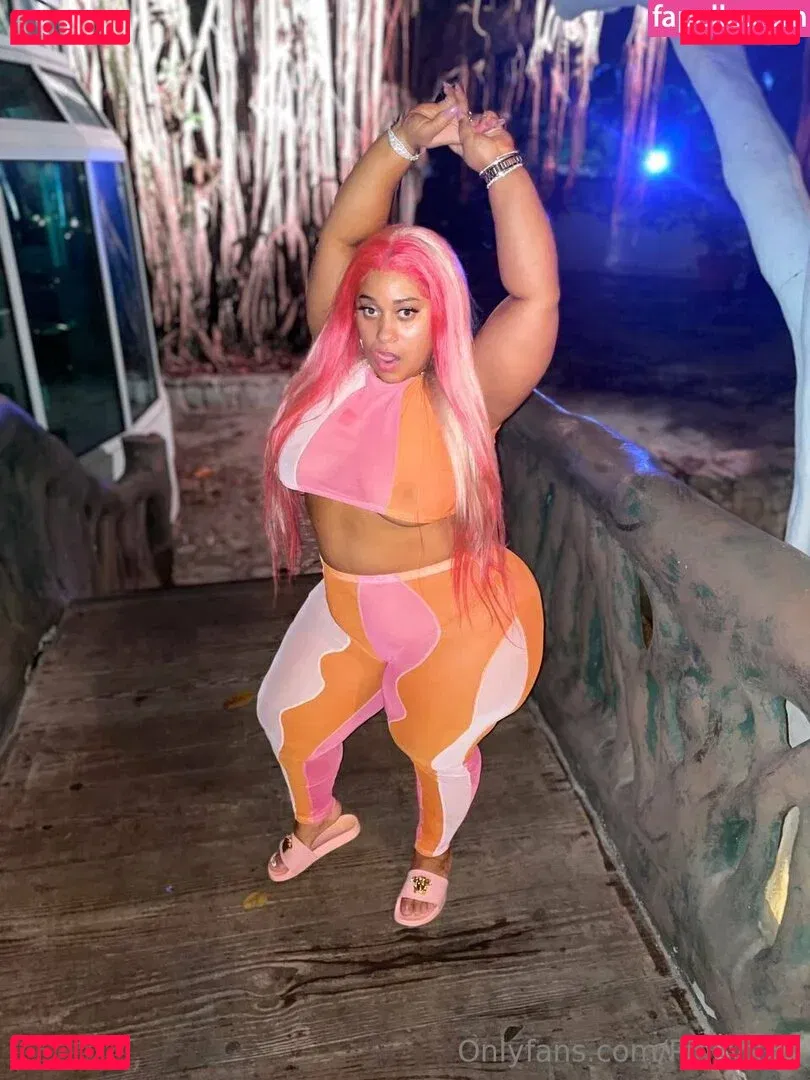 teampinky Onlyfans Photo Gallery 