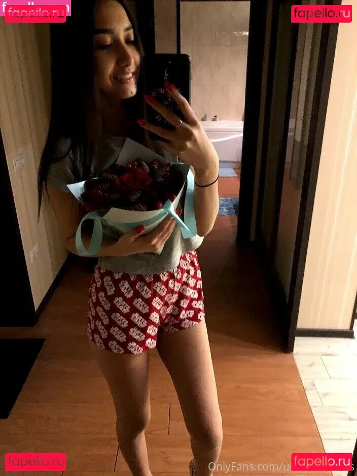 unasbombitas Onlyfans Photo Gallery 