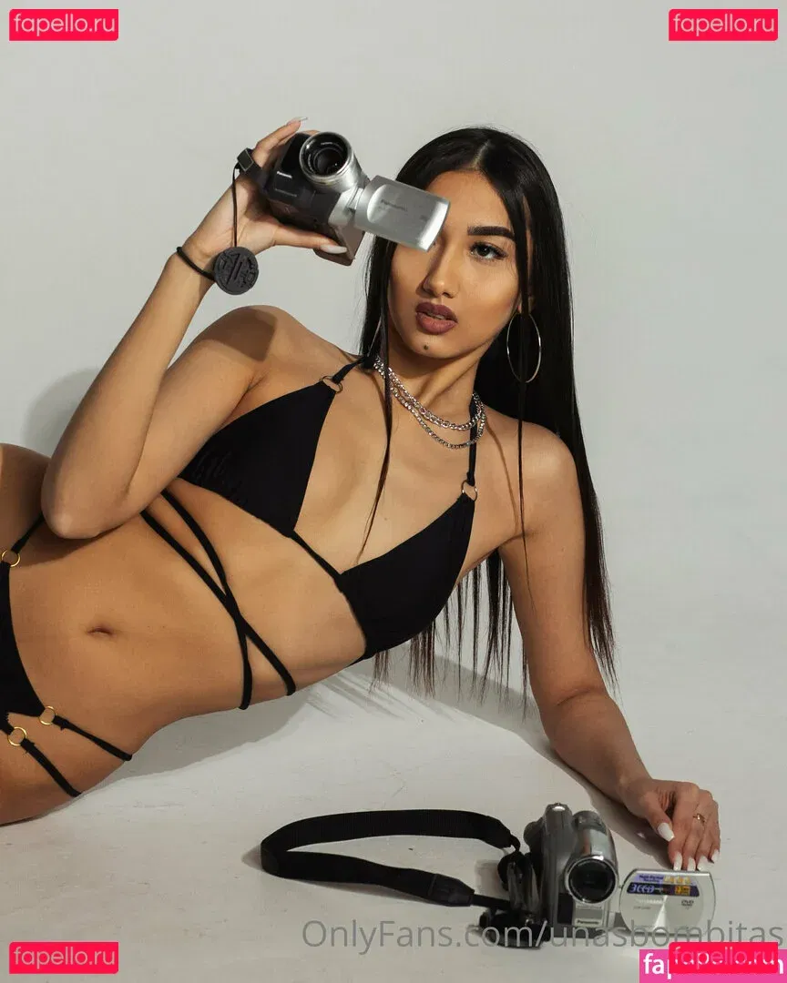 unasbombitas Onlyfans Photo Gallery 