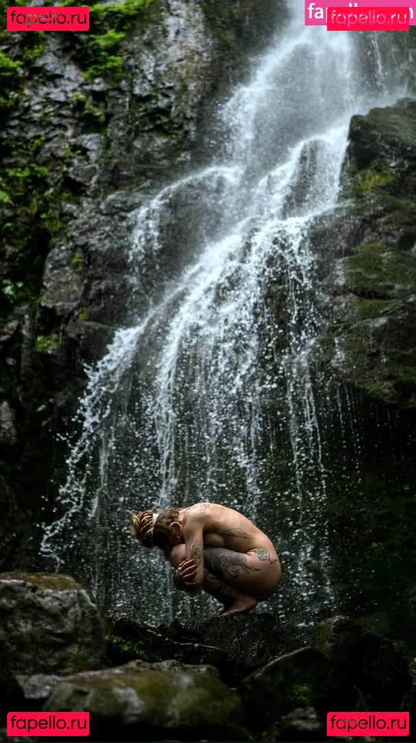 Luna Tinkerbell Onlyfans Photo Gallery 