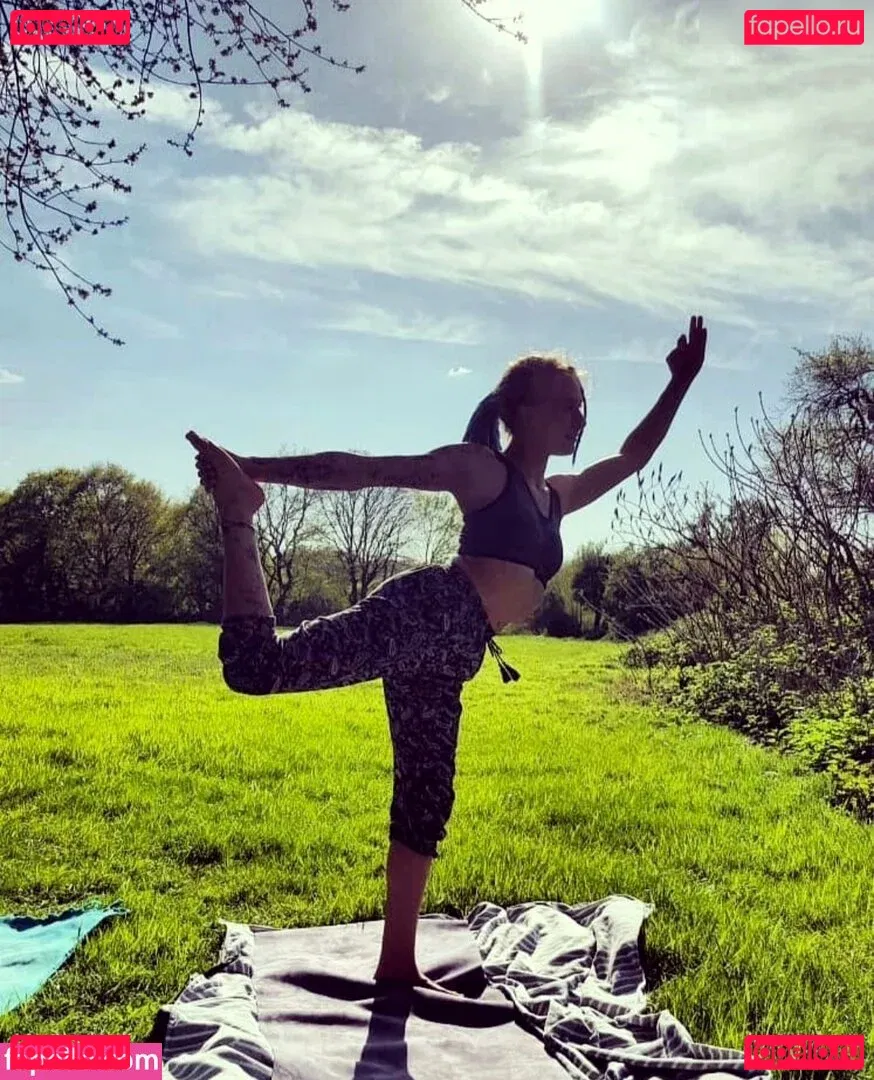 Luna Tinkerbell Onlyfans Photo Gallery 