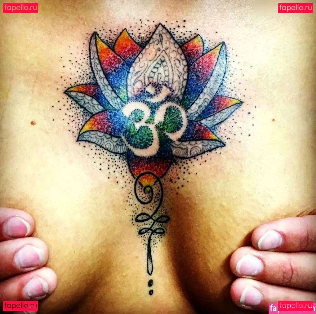 Luna Tinkerbell Onlyfans Photo Gallery 